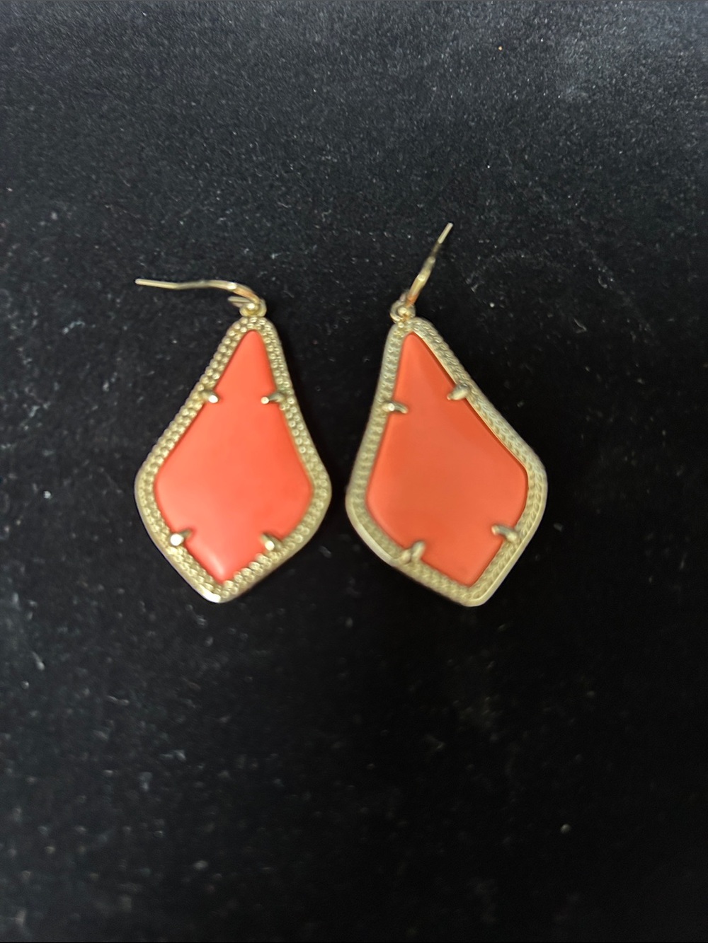 Kendra Scott Alexandria Coral Drop Earrings -